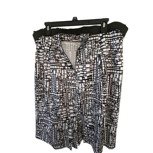 Worthington Womens 18 Black White Skirt Geometric Black Shiny Belt Back w Pleat - Picture 6 of 9